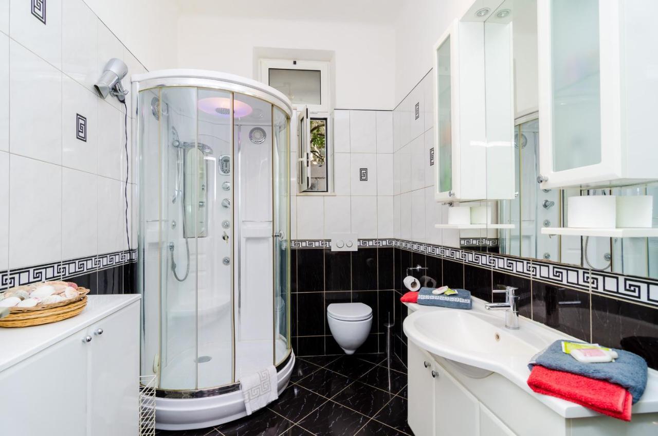 Apartment Caceris دوبروفينك المظهر الخارجي الصورة