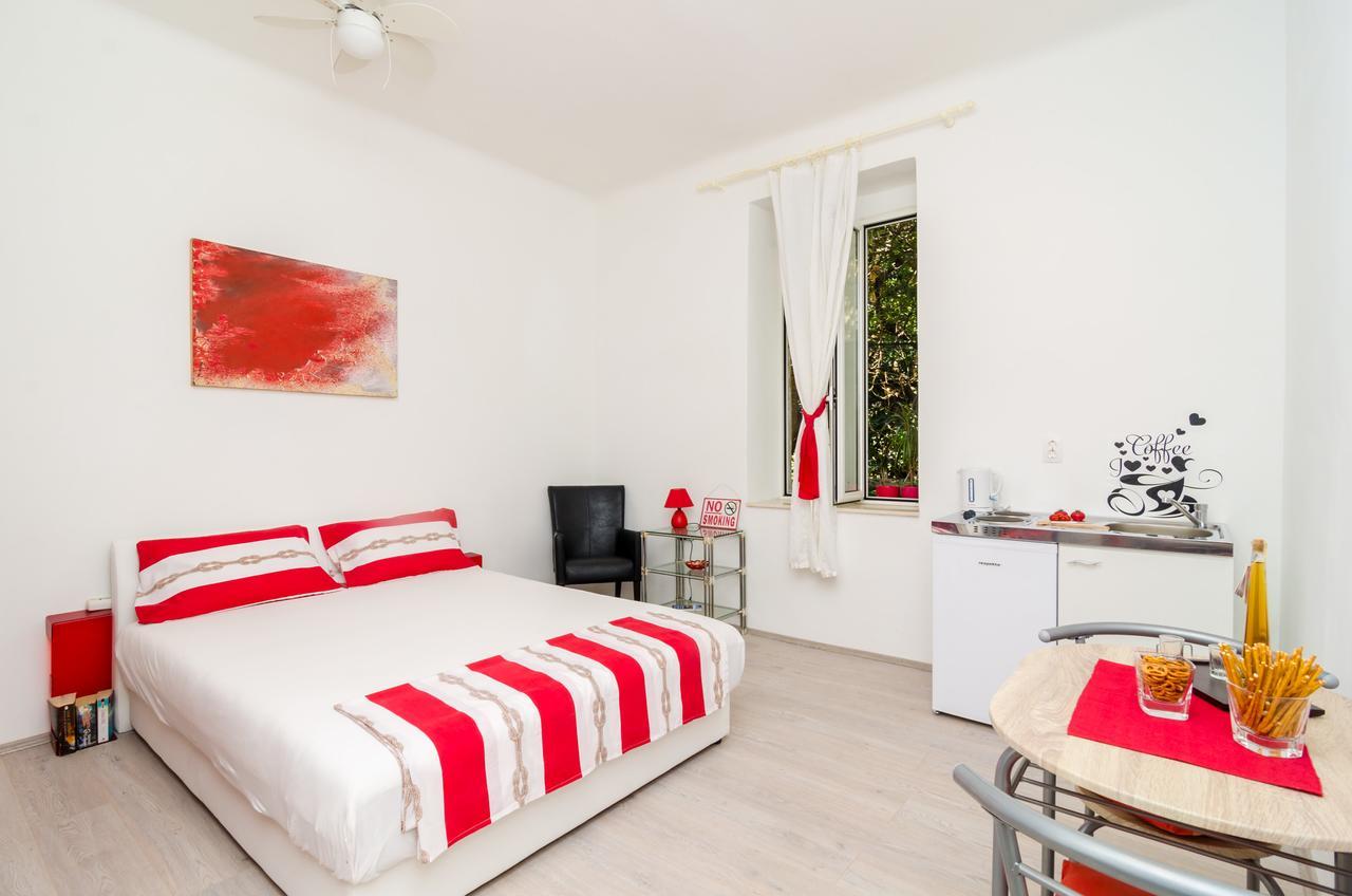 Apartment Caceris دوبروفينك المظهر الخارجي الصورة